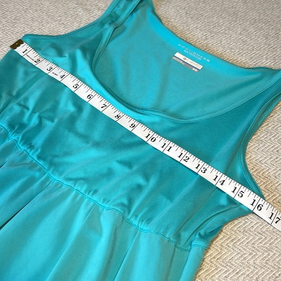 Columbia Omni Shade Sun Protection Teal Dress.  Size Medium. - Picture 3 of 11